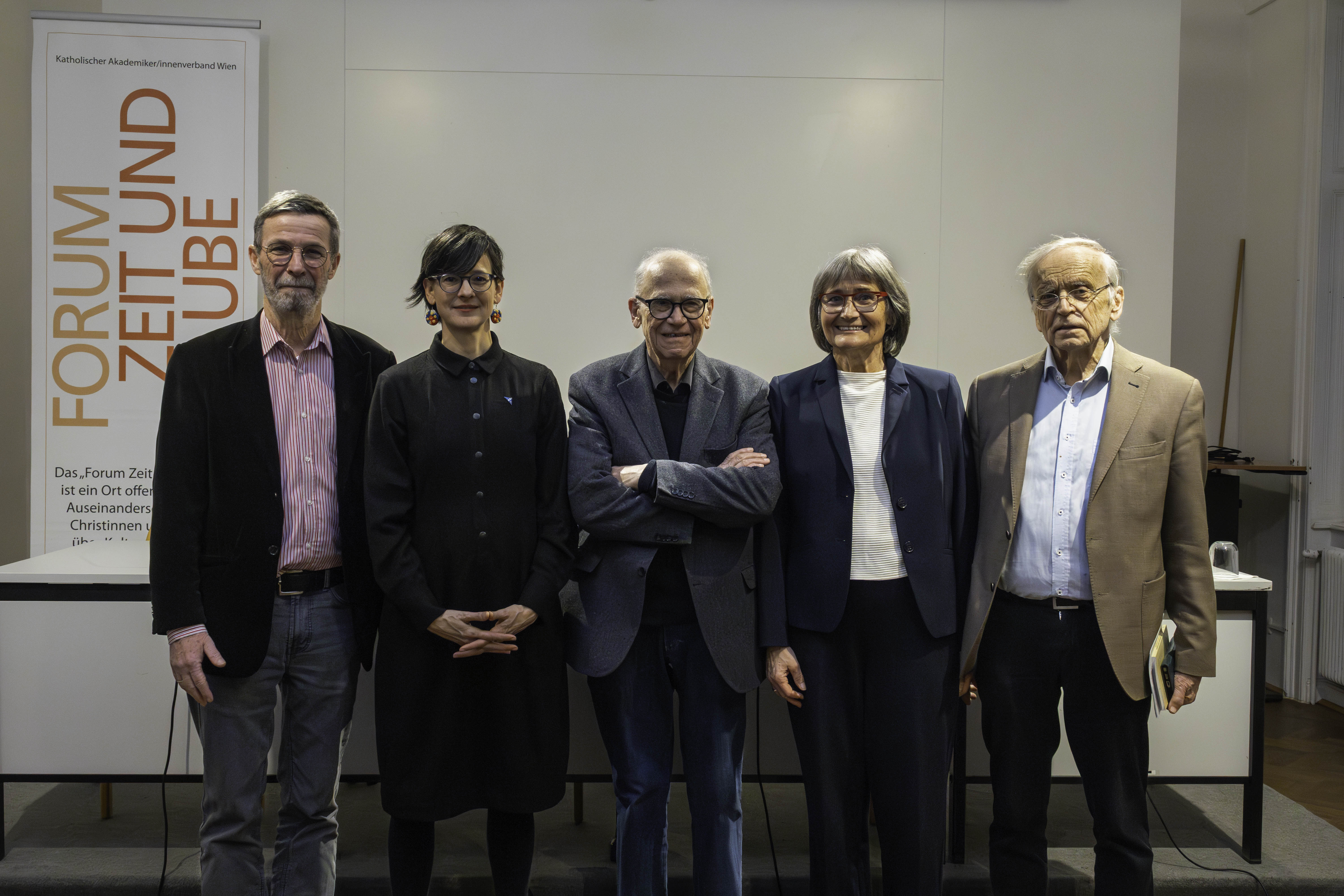 v.l.n.r.: Karl A. Immervoll, Katharina Renner, Emmerich Tálos, Anna Wall-Strasser, Paul M. Zulehner